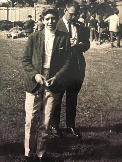 A mullet to challenge Bobby 
