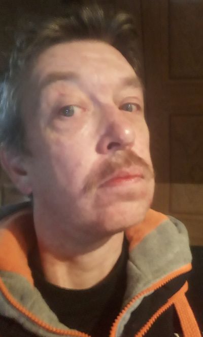 Bringing the Selleck back!
Beards have had their day. This is me (Narnia) bring the Magnum PI look back with a bang (The joys of self isolation.....)
