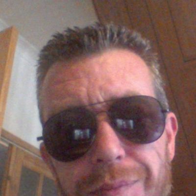 Narnia having a hedgehog face indoor shades moment.....
